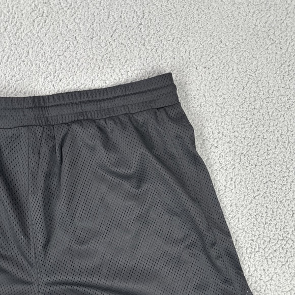 Fabletics Mesh Shorts Men XL 7" Black Lined Pockets Gym Training Logo - Picture 15 of 16